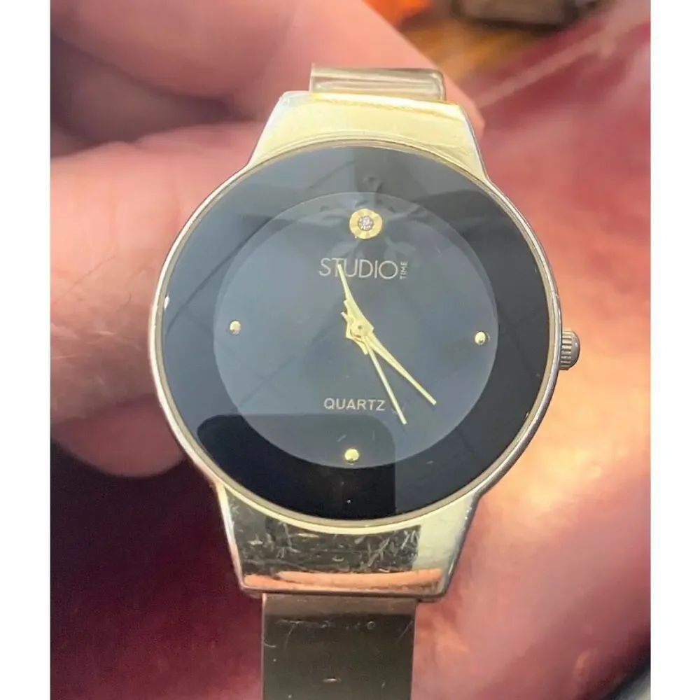 Women's 32mm Gold Tone Studio Time Bangle Bracelet Watch